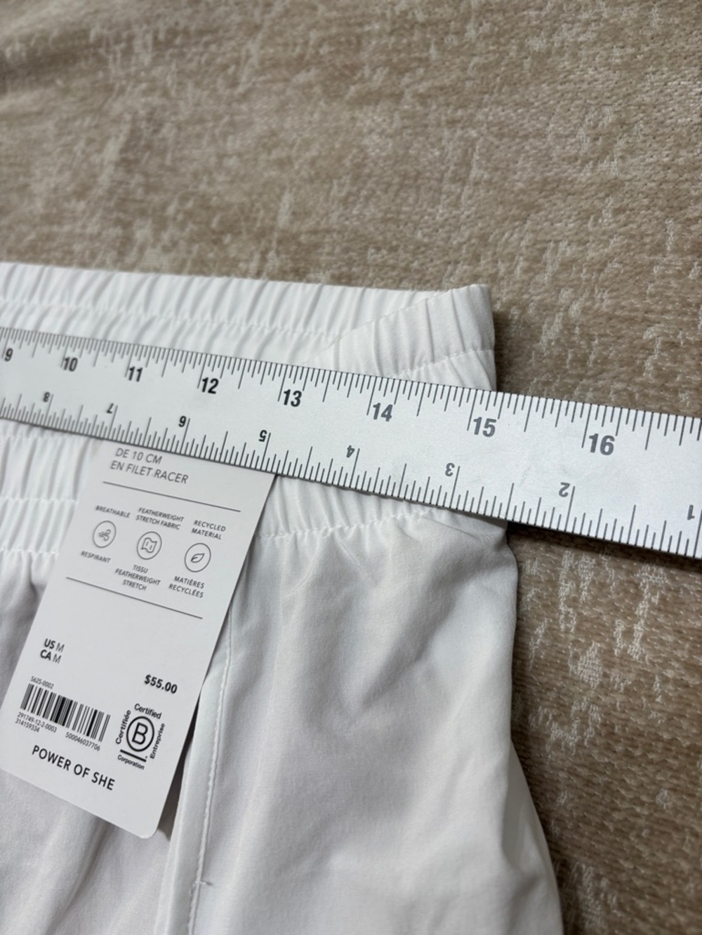 Athleta Mesh Racer Run 4” Shorts White Mid Rise NWT Size Medium - Picture 8 of 9
